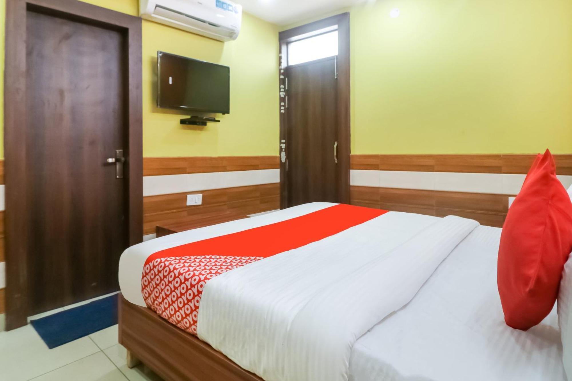 Hotel O Mayur Plaza 德里 外观 照片