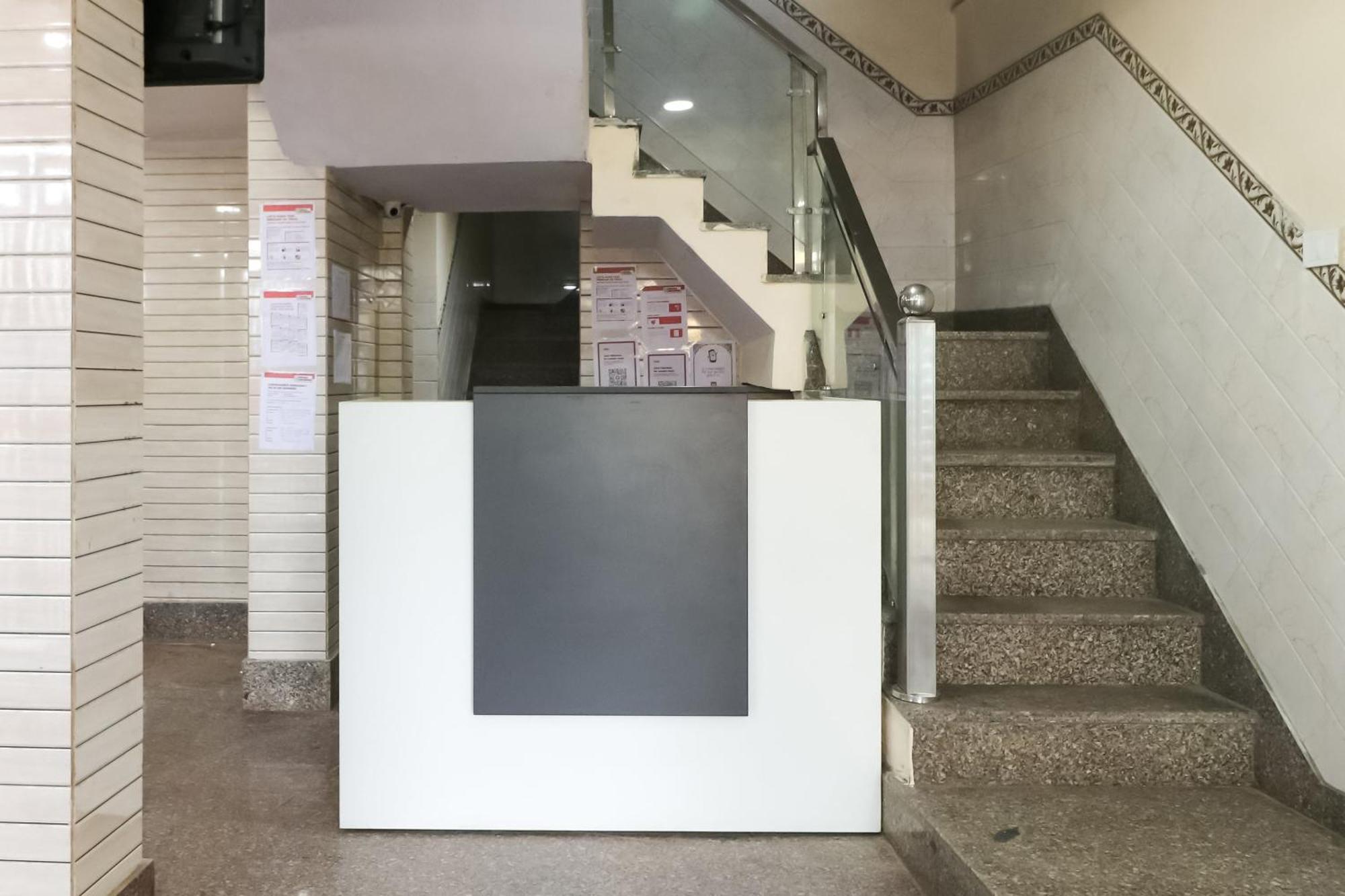 Hotel O Mayur Plaza 德里 外观 照片