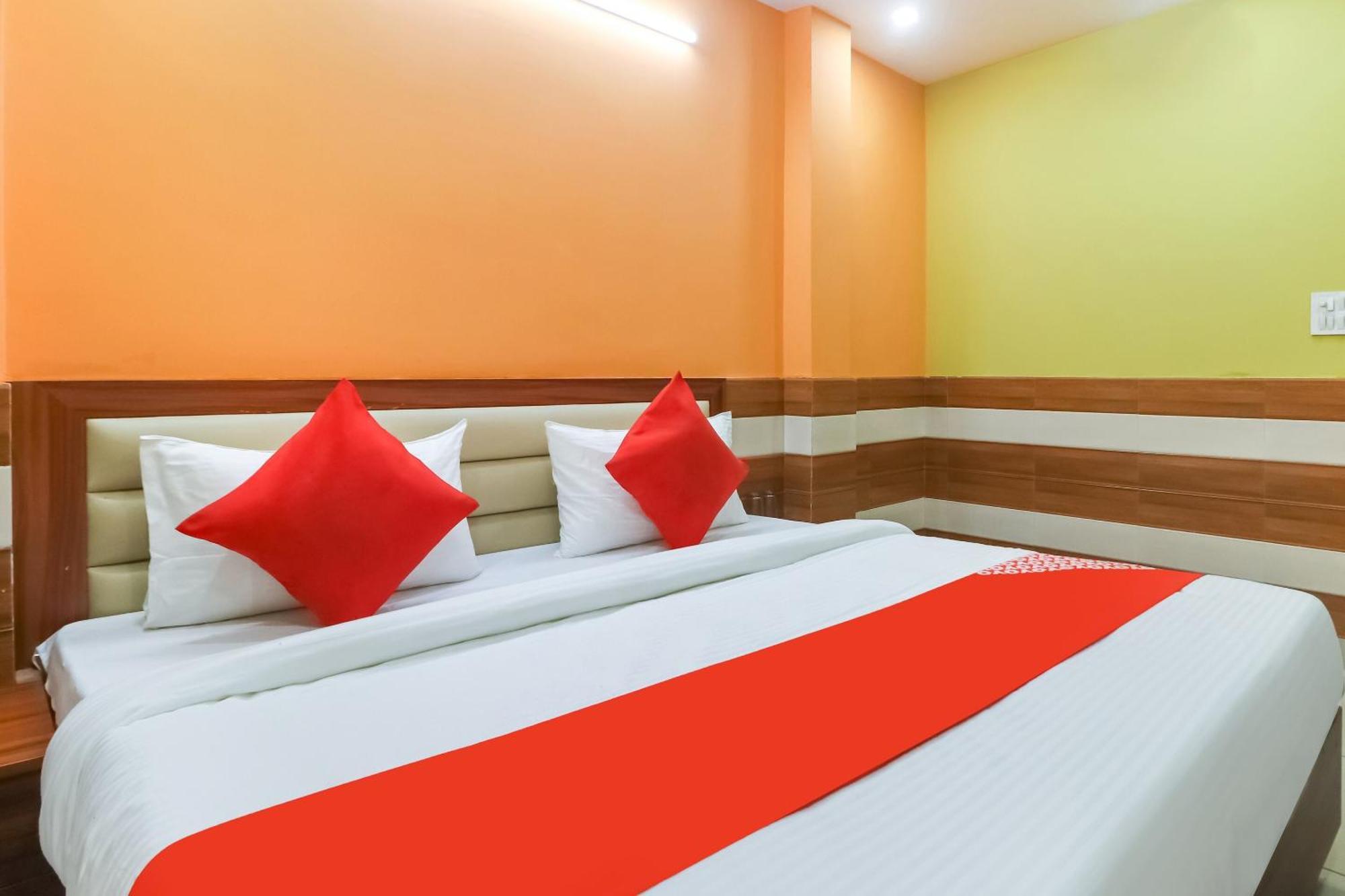 Hotel O Mayur Plaza 德里 外观 照片